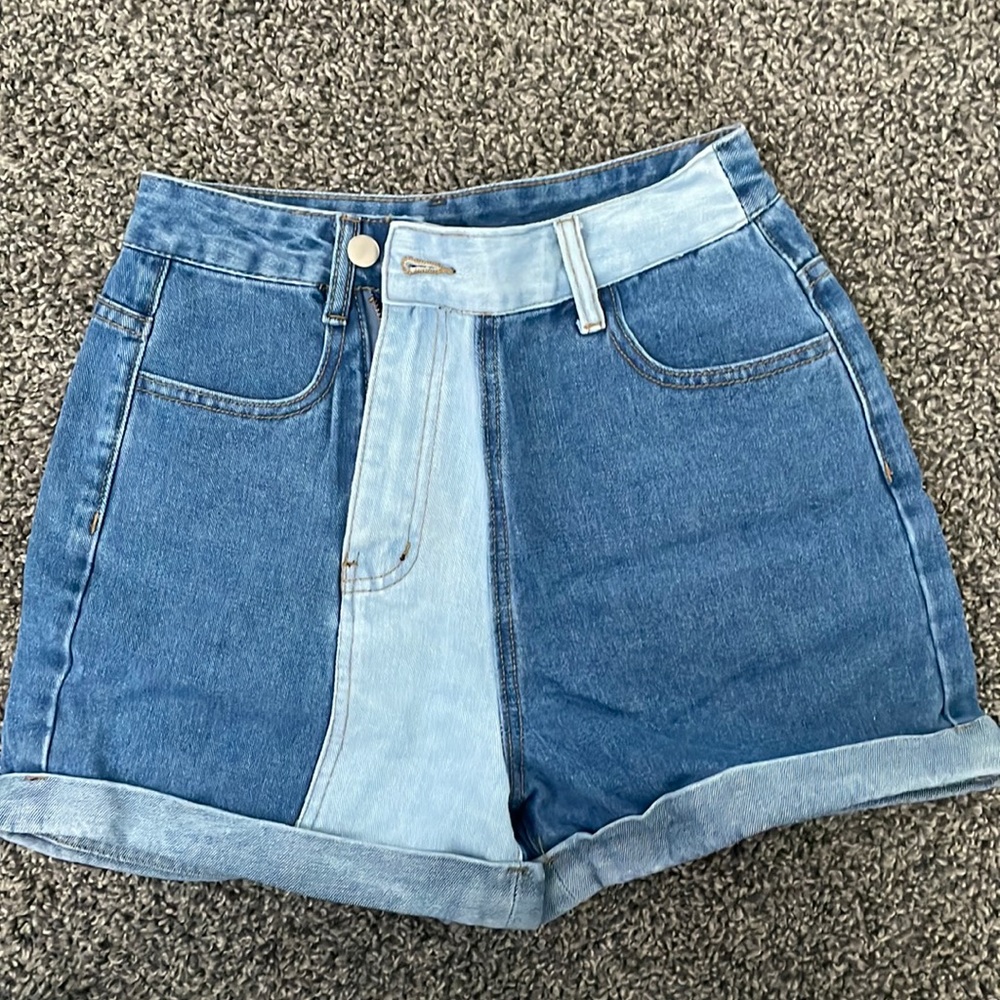 Brand new. Never worn.